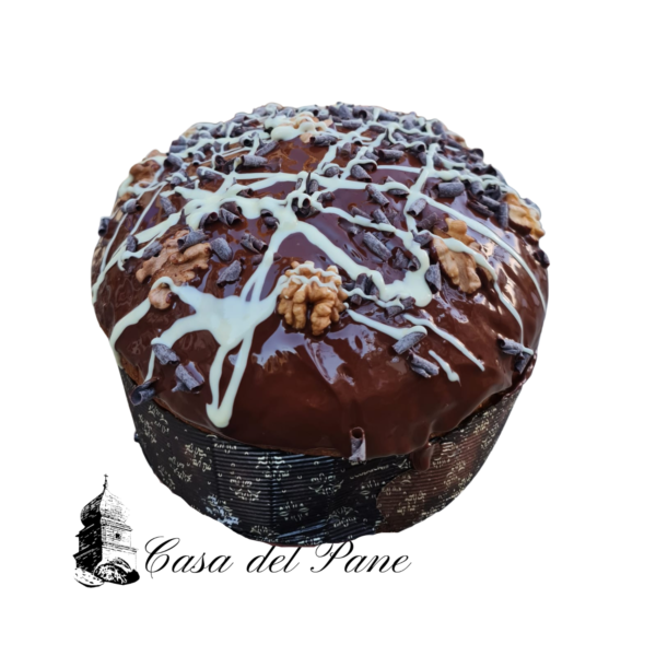 panettone con noci fichi e cioccolato